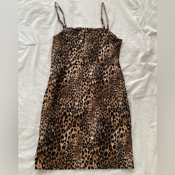 Cheetah print dress - Picture 2 of 3